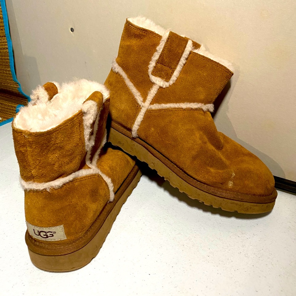 Ugg boots mini short top
